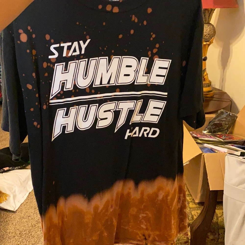 Brand New Graphic Tee From Fashion Nova!